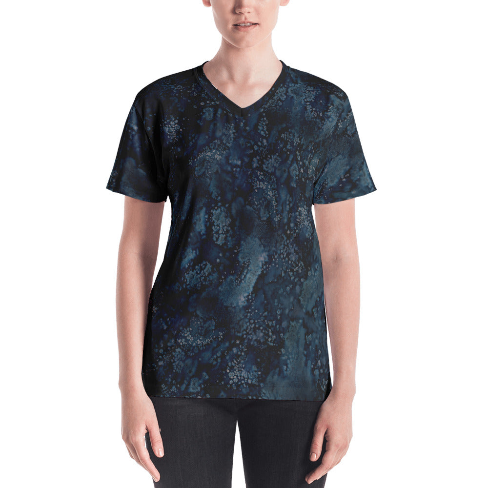 Ladies V-Neck T-Shirts: Blue Paisley Smudge Womens V-neck by MuchiUSA - Valroy's Store