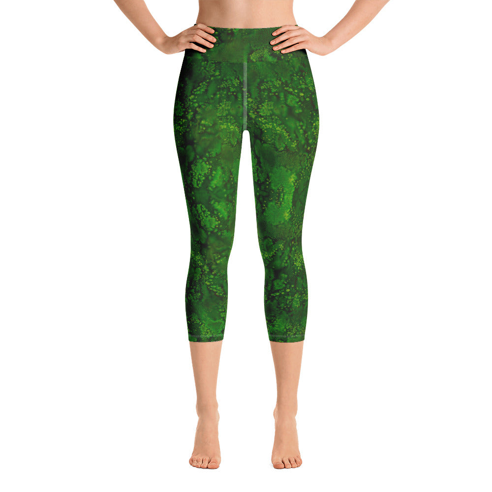 Ladies Yoga Capri Leggings: Emerald Paisley Smudge Yoga Capri Leggings By MuchiUSA - Valroy's Store
